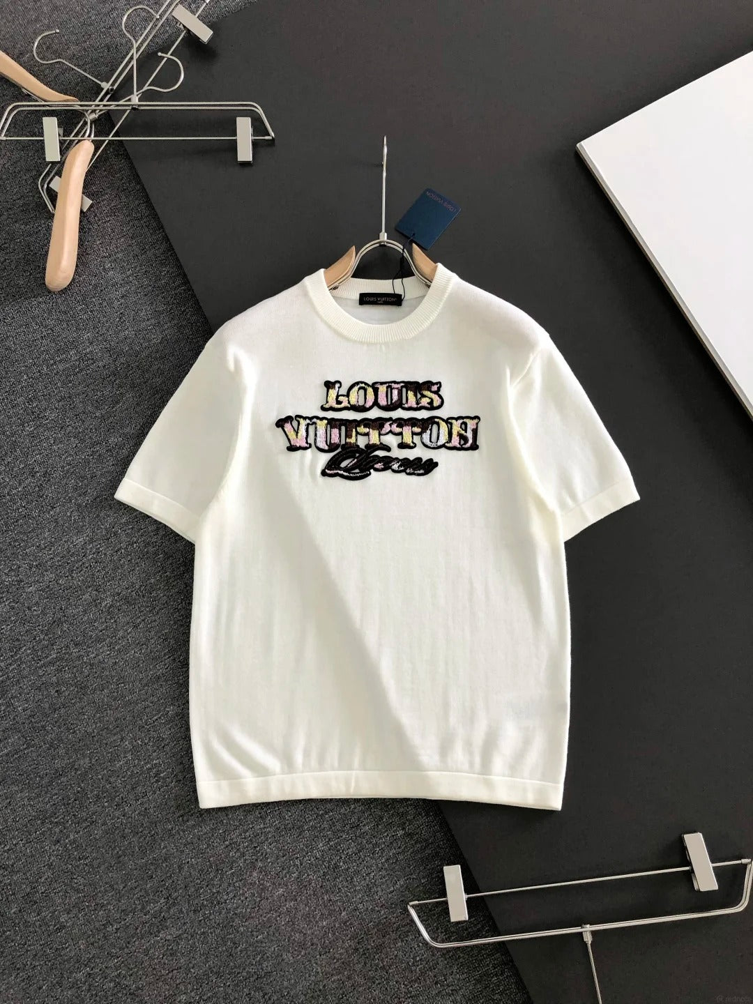 เสื้อเชิ้ต DG / AU98