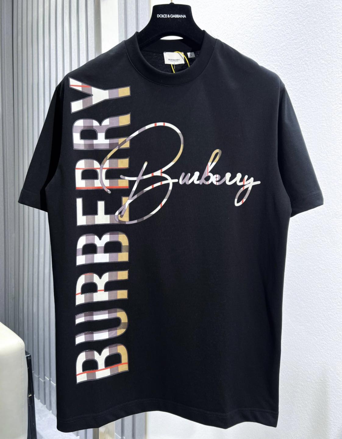 เสื้อเชิ้ต DG / AU104