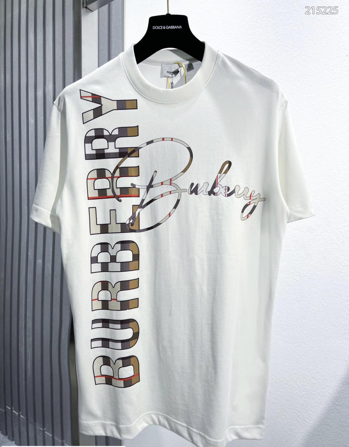เสื้อเชิ้ต DG / AU104