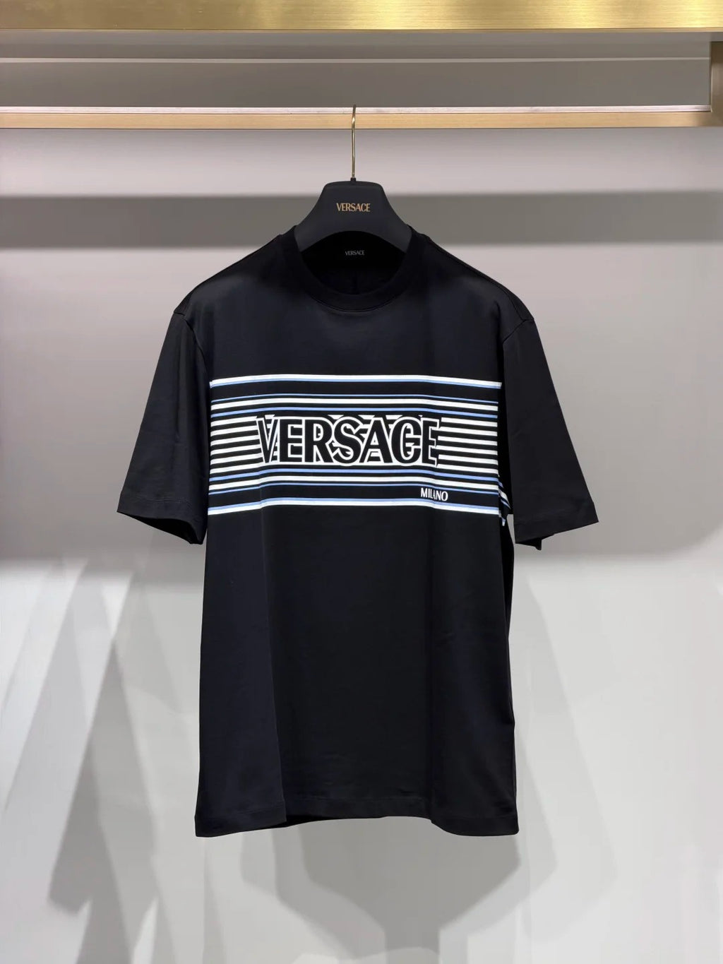 เสื้อเชิ้ต DG / AU104