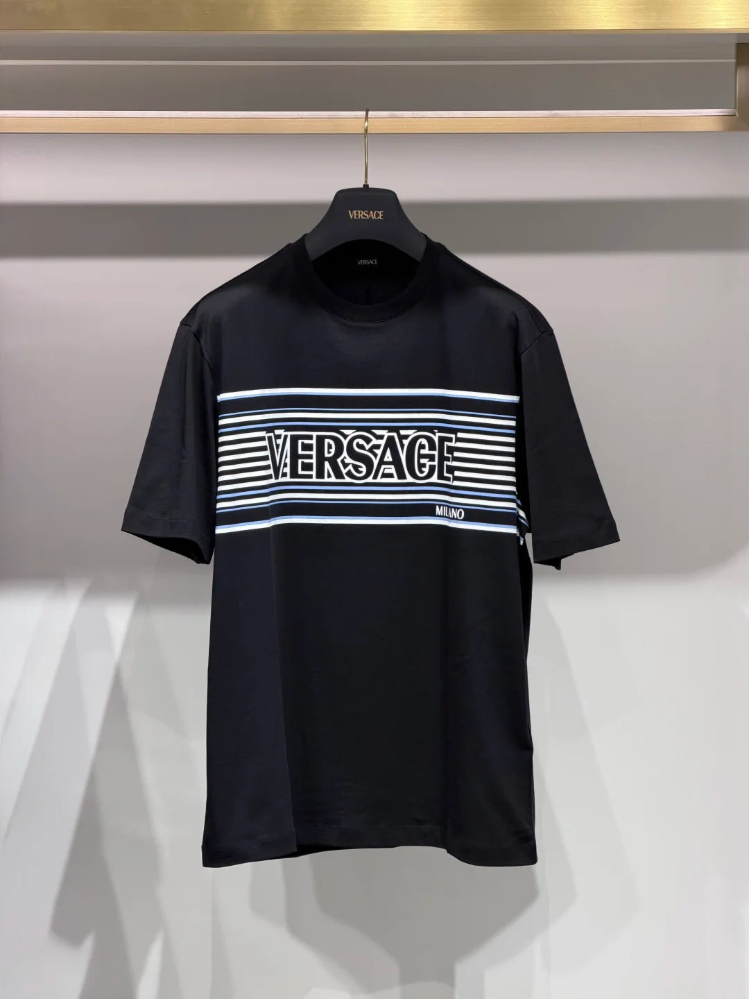 เสื้อเชิ้ต DG / AU104