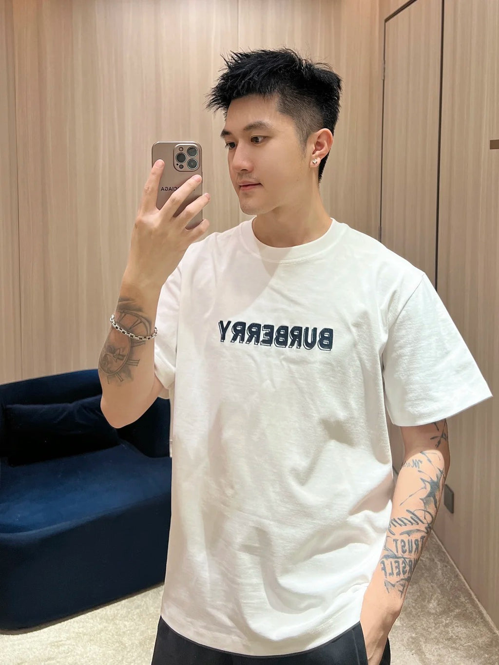 เสื้อเชิ้ต DG / AU104
