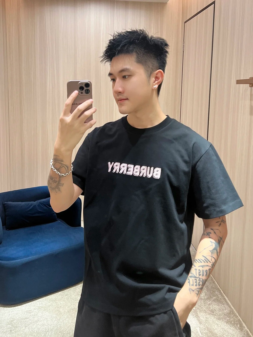 เสื้อเชิ้ต DG / AU104