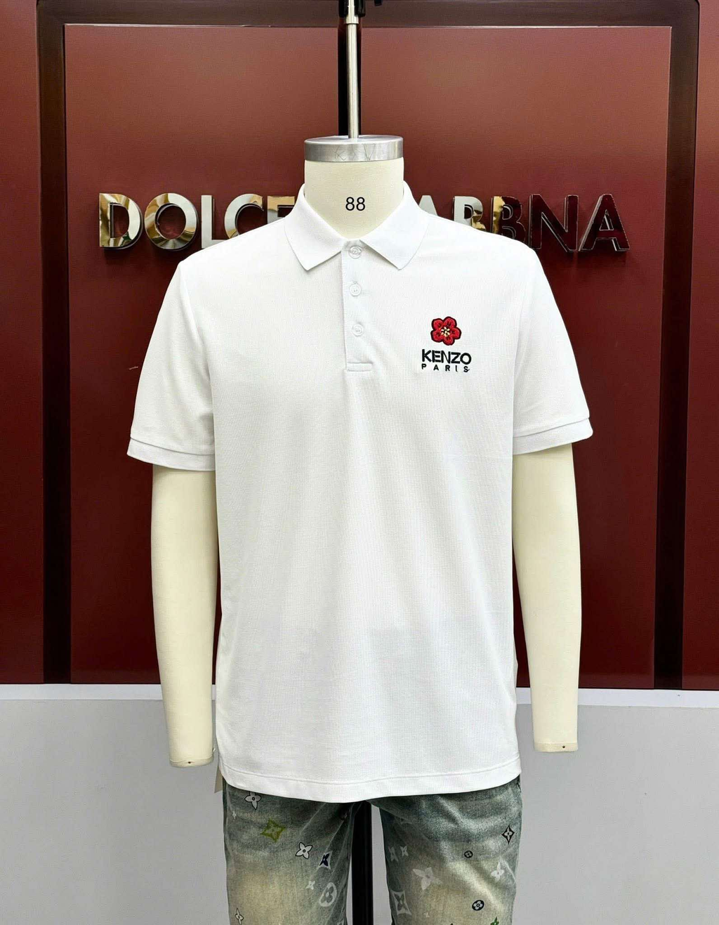 เสื้อเชิ้ต DG / AU104